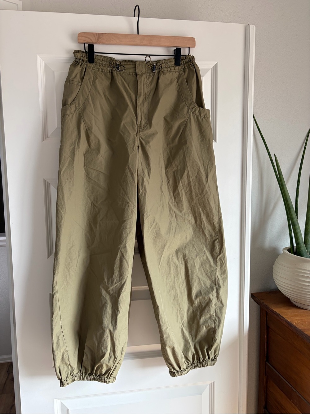 Anthropologie Parachute Pants - Picture 6 of 8